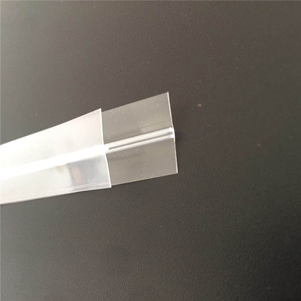 Műanyag vonós cipzáras húzó